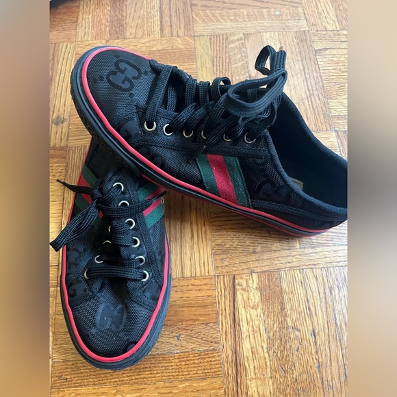 Gucci 1977 Tennis Sneakers Black Size 38.  Fit Womens 8 and Mens 6 - Picture 1 of 6